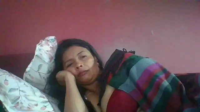 Snapshot of DianaOchoa_ chatting on 27, 2, 2026 DianaOchoa online show from 27, 2, 2026