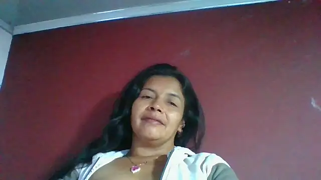 Snapshot of DianaOchoa_ chatting on 9, 3, 2026 DianaOchoa online show from 9, 3, 2026