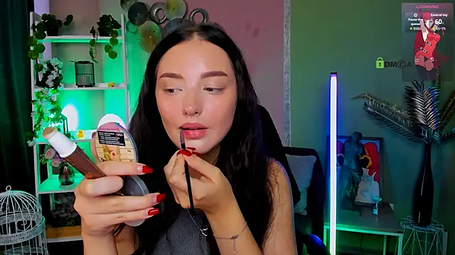 miki-niki online show from 8, 10, 2025