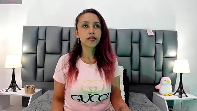 valeriasweet  online show from 2, 12, 2025