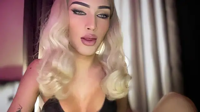 Snapshot of Alicegreenexx chatting on 28, 6, 2026 Alicegreenexx online show from 28, 6, 2026