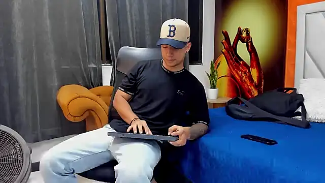 jaze bradley online show from 29, 11, 2025