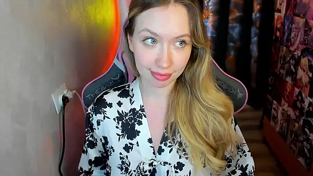 NicoleRiccii online show from 8, 3, 2026