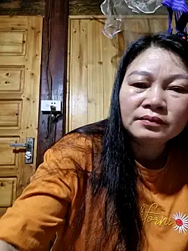 yoowwmr online show from 28, 10, 2025