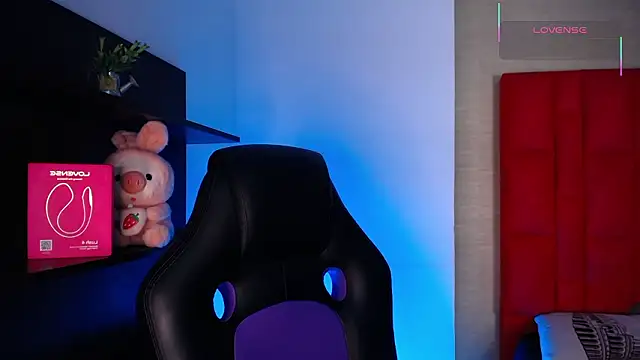 Ezra Storm online show from 6, 2, 2026