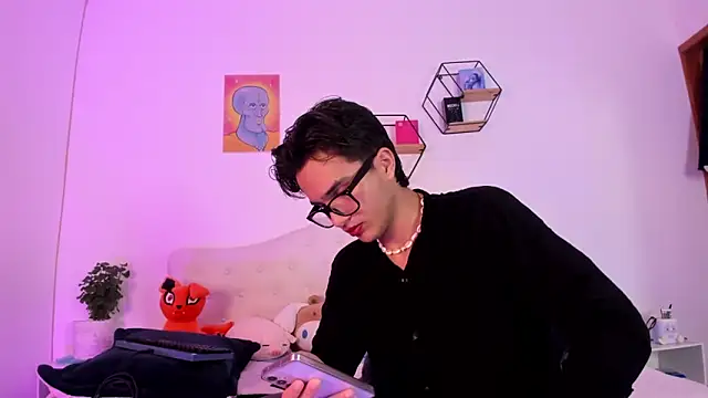 jin luna online show from 2, 10, 2025