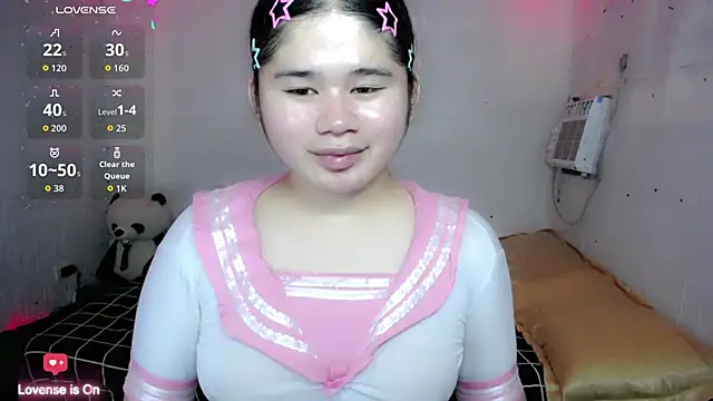 Snapshot of skinnygirl_69 chatting on 6, 6, 2026 skinnygirl 69 online show from 6, 6, 2026