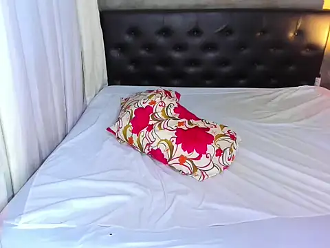 hotbabymaria online show from 2, 10, 2025