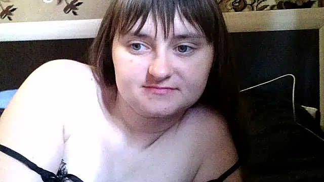 Snapshot of LuckyLust11 chatting on 9, 9, 2025 LuckyLust11 online show from 9, 9, 2025