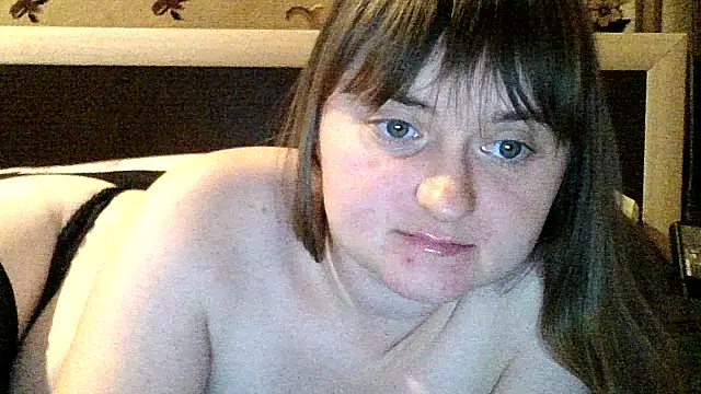 Snapshot of LuckyLust11 chatting on 29, 9, 2025 LuckyLust11 online show from 29, 9, 2025