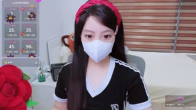 -MinaYoung- online show from 6, 10, 2025