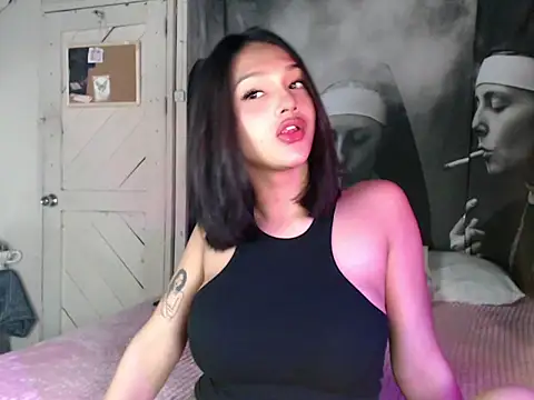 itsmekarinaaa online show from 15, 3, 2026