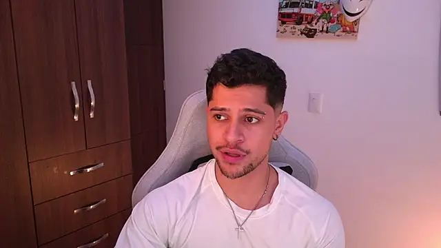 domsantiago  online show from 29, 11, 2025