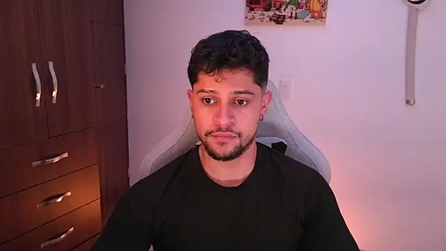 Snapshot of domsantiago_ chatting on 11, 1, 2026 domsantiago online show from 11, 1, 2026