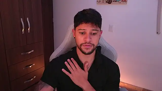 Snapshot of domsantiago_ chatting on 9, 2, 2026 domsantiago online show from 9, 2, 2026