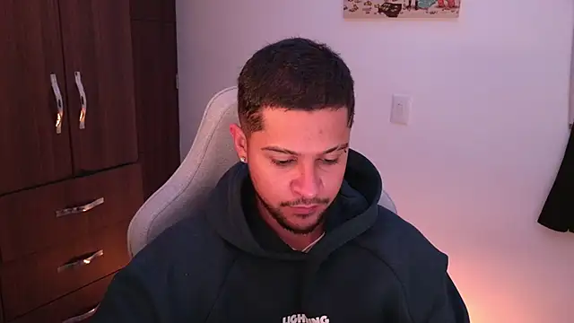 Snapshot of domsantiago_ chatting on 17, 2, 2026 domsantiago online show from 17, 2, 2026