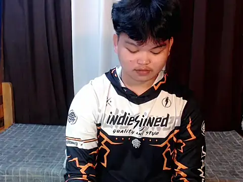 Reynelcock online show from 28, 3, 2026