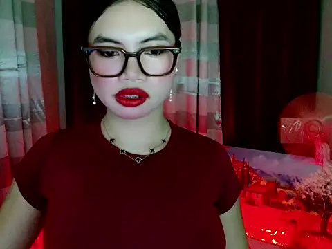 lover girl143 online show from 5, 3, 2026