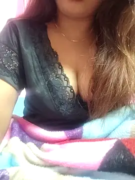 Snapshot of HOTT_SHANAYA chatting on 21, 12, 2025 HOTT SHANAYA online show from 21, 12, 2025