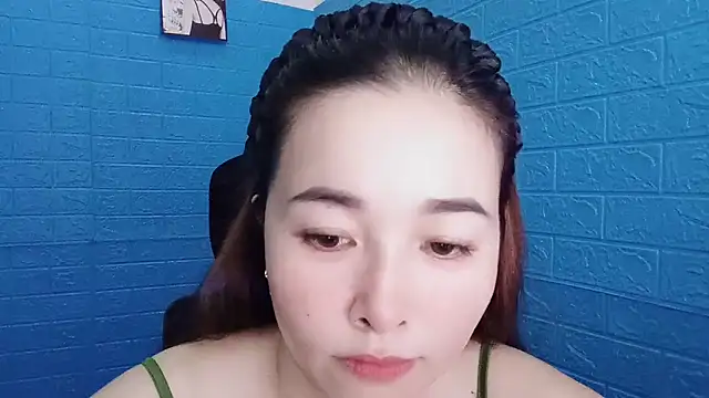 Snapshot of benahotsex69 chatting on 11, 9, 2025 benahotsex69 online show from 11, 9, 2025