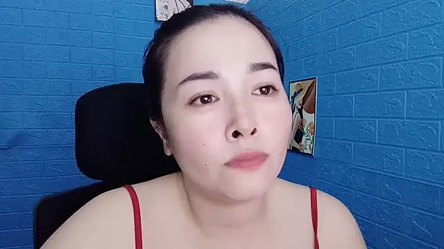 Snapshot of benahotsex69 chatting on 23, 9, 2025 benahotsex69 online show from 23, 9, 2025