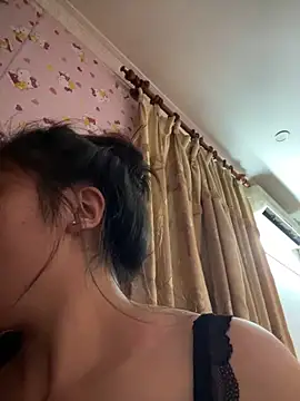 D2sweet online show from 7, 11, 2025