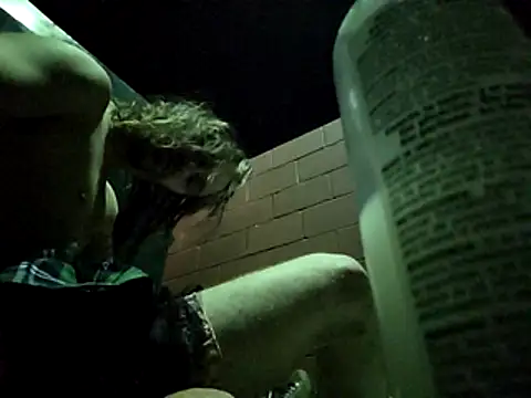 Johnnytailplug online show from 17, 4, 2026