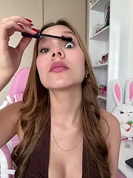 Nikii   online show from 11, 4, 2026