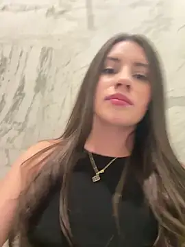 Isabella21  online show from 25, 11, 2025