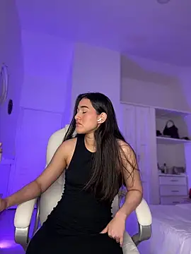 julieta jhonss online show from 2, 3, 2026