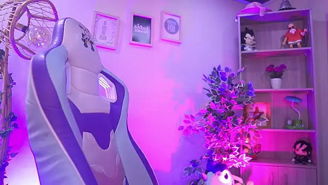 Snapshot of chloe_moons_ chatting on 28, 2, 2026 chloe moons online show from 28, 2, 2026