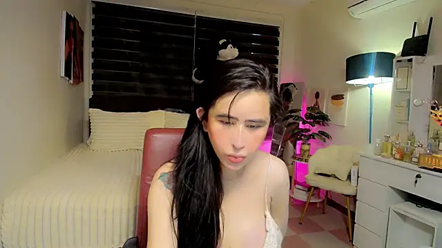 XhotcockcumXts online show from 27, 2, 2026