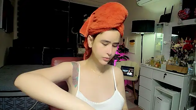 XhotcockcumXts online show from 14, 3, 2026