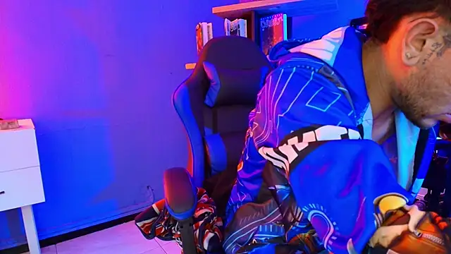 Thonixxx mr online show from 24, 2, 2026