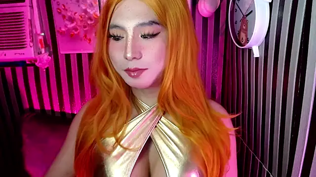 UrhotlucyTS online show from 19, 1, 2026