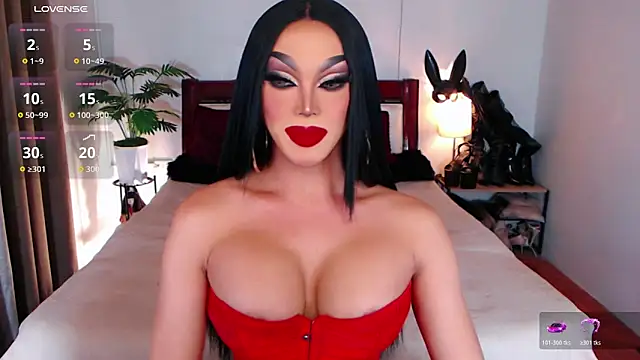 Snapshot of xQueenElektrax chatting on 13, 2, 2026 xQueenElektrax online show from 13, 2, 2026