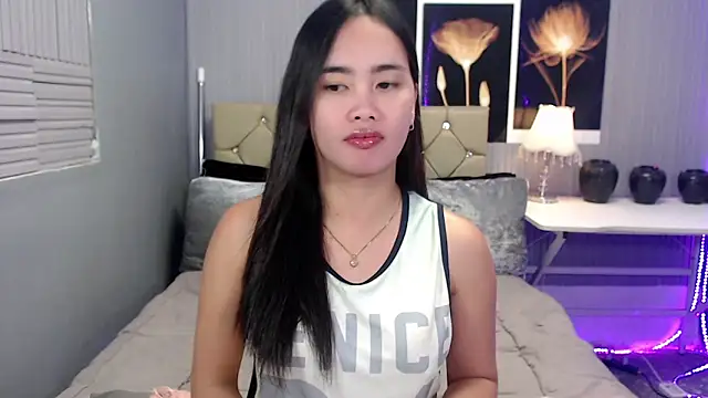 fuckdoll amber online show from 4, 5, 2026