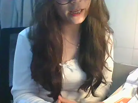 Linzly online show from 6, 11, 2025