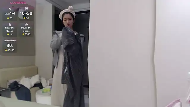 Mimi-cnbaby online show from 12, 11, 2025