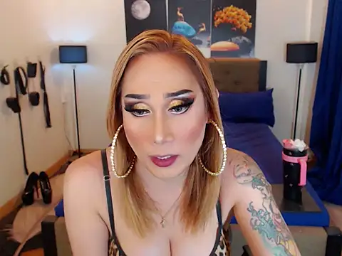 Snapshot of Allysonevanns chatting on 14, 9, 2025 Allysonevanns online show from 14, 9, 2025
