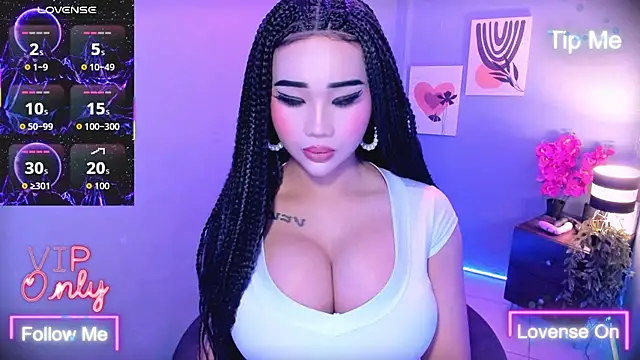 TriciaCumLoader online show from 15, 1, 2026