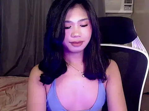 Snapshot of KathRouge chatting on 3, 7, 2026 KathRouge online show from 3, 7, 2026