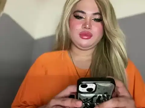 Naughtyrosecum online show from 5, 11, 2025