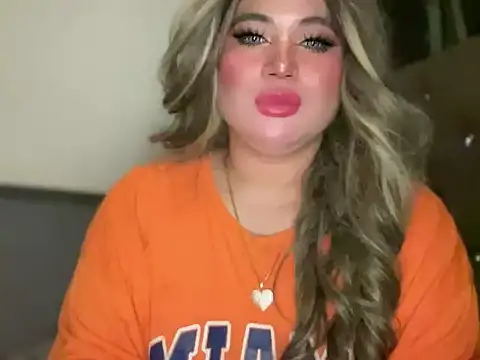 Naughtyrosecum online show from 5, 11, 2025