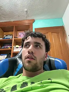Snapshot of aavrdvh33 chatting on 11, 4, 2026 aavrdvh33 online show from 11, 4, 2026