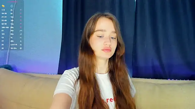 Snapshot of lovelyalivia chatting on 1, 5, 2026 lovelyalivia online show from 1, 5, 2026