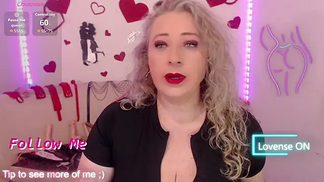 sofiacurvy 45 online show from 13, 11, 2025