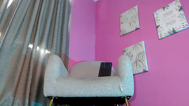 emily ox0 online show from 25, 6, 2026