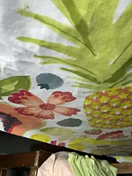 niiikiii0 online show from 16, 4, 2026