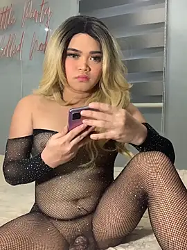 VictoriaL0ve online show from 22, 11, 2025